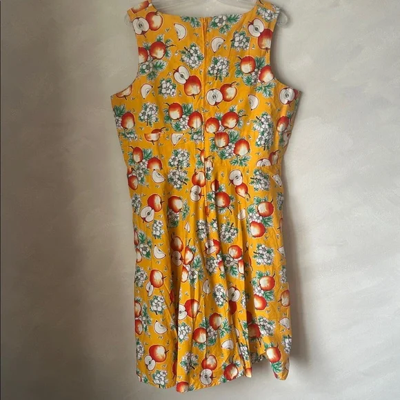 Plus Size Yellow Floral Fruit Fit-and-Flare Dress - Picture 7 of 8